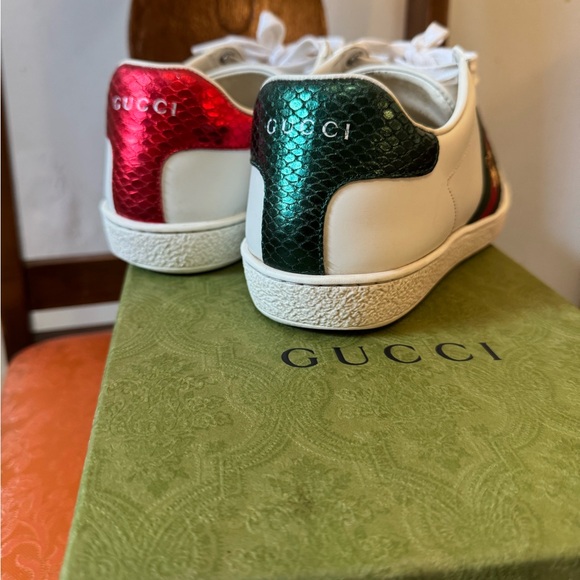 Gucci White Sneaker - Picture 5 of 7